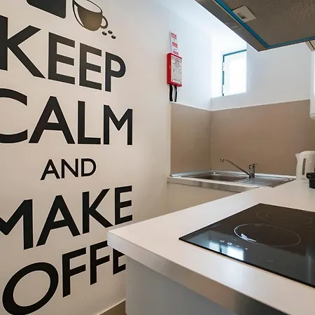 Alfama Apartamento *