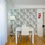 Alfama Apartamento *