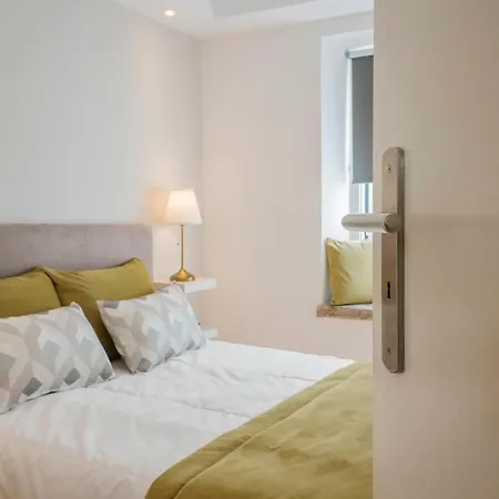 Alfama Apartamento *